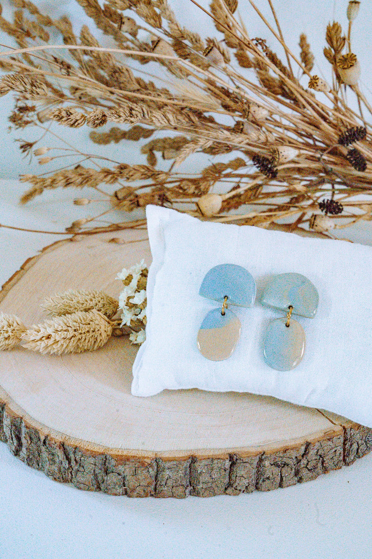 BOUCLES D'OREILLES